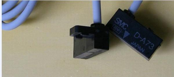 滬工接近開關(guān) 滬工霍爾開關(guān) NJK-5002A M12 PNP常開 配磁鐵報價